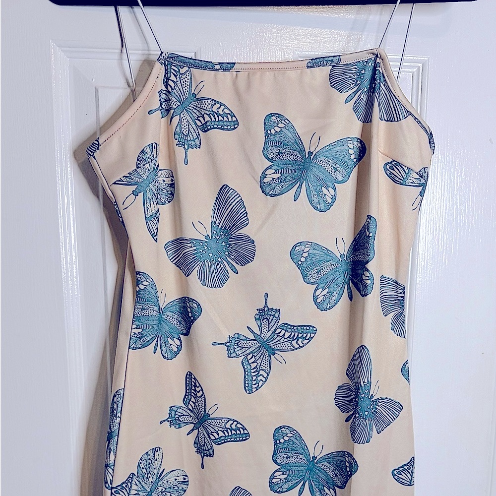 80% of this sale goes towards Hurracaine disaster relief-cajunnavyrelief.com